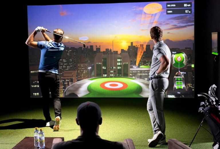 Indoor Golf Simulator Training Virtual City Driving Range